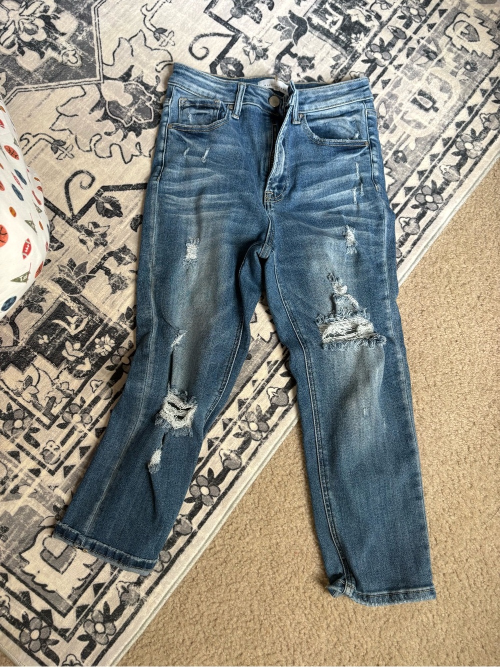 Risen Capris